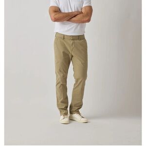 Men’s SKU Save Khaki United Chino